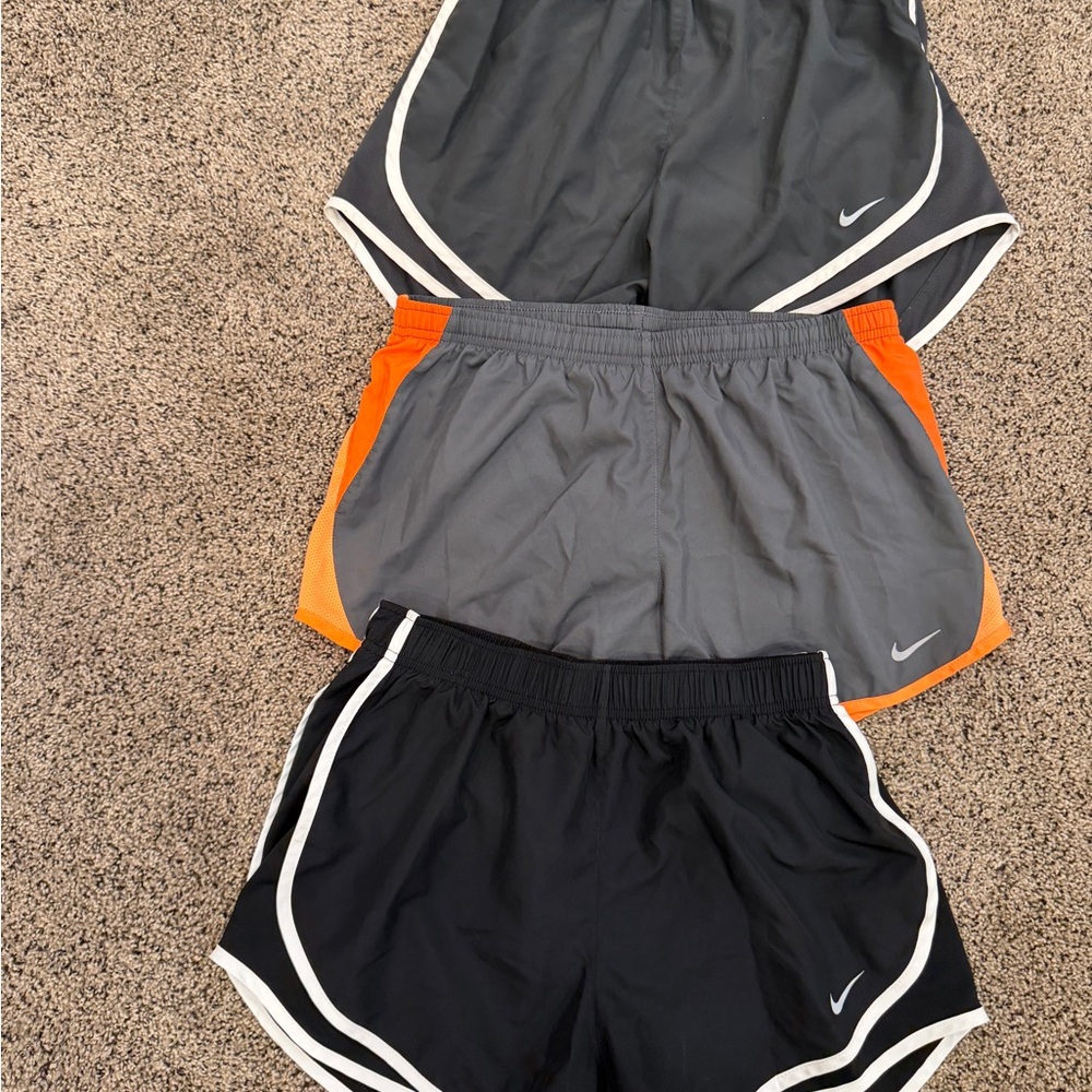 Nike Tempo Dri-Fit woman’s Shorts—Multi-colored